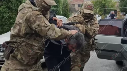 ՏԵՍԱՆՅՈՒԹ․ «Խոլոստոյ Կարեն», «Մորեխիկ», «Տառական»․ Վանաձորում 15 քրեական հեղինակություն է բերման ենթարկվել