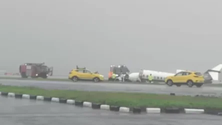 ՏԵՍԱՆՅՈՒԹ․ Վայրէջք կատարելիս մասնավոր ինքնաթիռը սահել է թռիչքուղու վրա և բռնկվել․ Մումբայի օդանավակայան