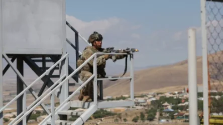 ՏԵՍԱՆՅՈՒԹ․ ՀՀ ՊՆ նախարարն ու ԱՄՆ բարձրաստիճան գեներալները հետևել են հայ-ամերիկյան զորավարժության ընթացքին