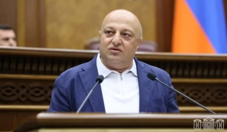 Արթուր Սարգսյանը կալանավորվեց