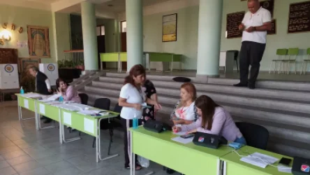 «Քյաբաբ, շաուրմա, պիցցա, ի՞նչ եք ուզում ուտել»․ ընտրատեղամասերում ընդմիջման են պատրաստվում