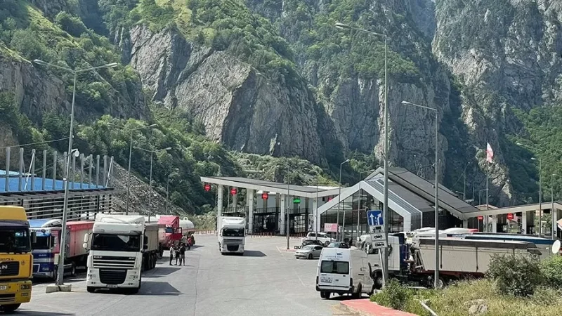 Հնարավոր է` առաջիկա օրերին Վերին Լարսում հերթեր լինեն