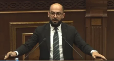 ՈՒզում եմ ամենայն անկեղծությամբ շնորհավորել Ձեզ. Արթուր Հովհաննիսյանը՝ Գարեգին Բ-ին