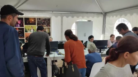 Վարչապետը՝ ԼՂ-ից տեղահանվածների կրթության, թոշակների և առողջապահական հարցերի մասին