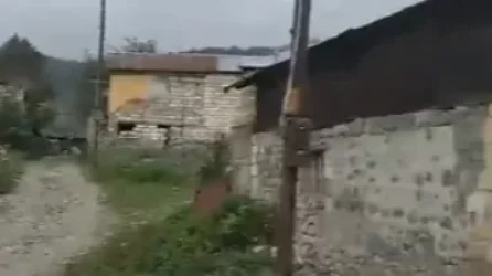 ՏԵՍԱՆՅՈՒԹ. Ադրբեջանցի զինվորները դանակները ձեռքներին մտնում են Արցախի տարբեր գյուղեր և փնտրում խաղաղ բնակիչների