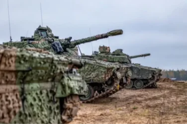 Դանիան ռազմական տեխնիկա և հրամանատարական անձնակազմ է ուղարկել Գրենլանդիա