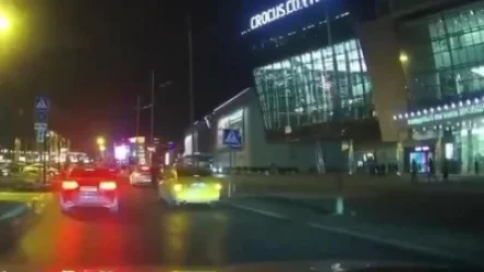 ՏԵՍԱՆՅՈՒԹ. Ինչպես են ահաբեկիչները զինված, մեքենայից իջնում և շարժվում Crocus City Hall