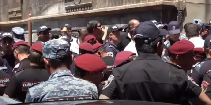 Մայր Աթոռ են ժամանել նաև կարմիր բերետավորները