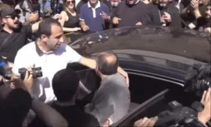 Միքայել արքեպիսկոպոս Աջապահյանին իջեցրեցին մեքենայից․ նա կրկին վերադարձավ Վեհարան