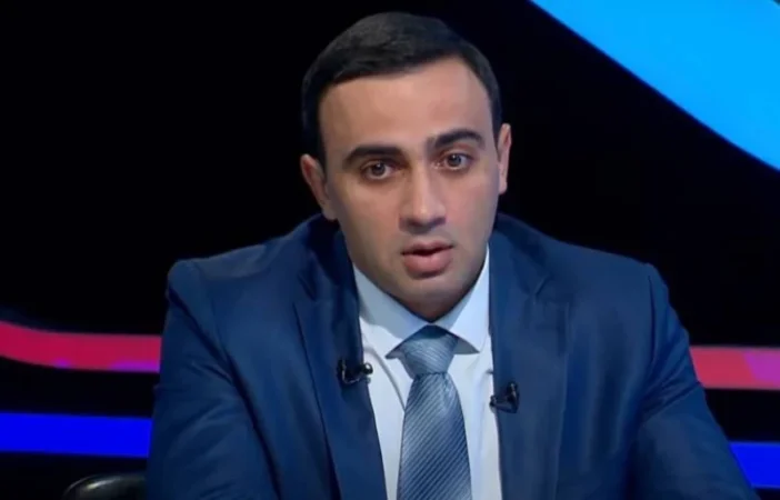 Էժանագին շոուներով փորձում են Վեհարանում թաքցնել Աջապահյանին. Չախոյան