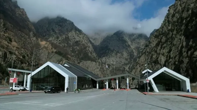 Վերին Լարսի անցակետը բացվել է