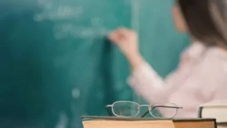 Բռնի տեղահանված ուսուցիչները, բացի աշխատավարձից, կստանան նաև 30 տոկոս հավելում. փոխվարչապետ