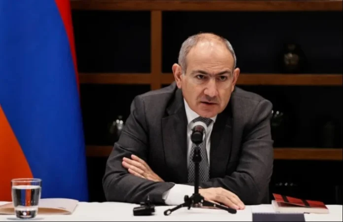 Վարչապետը վետո է դնում իր կողմից «պարականոն» բառապաշարի եւ խոսույթի կիրառման վրա