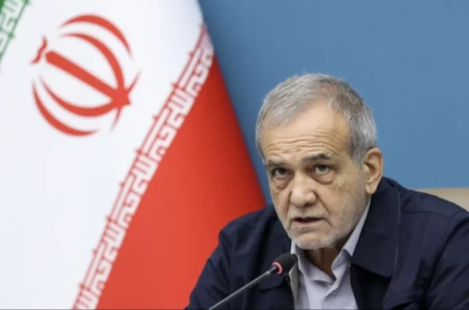 Իրանի նախագահը կմեկնի օկուպացված Ստեփանակերտ