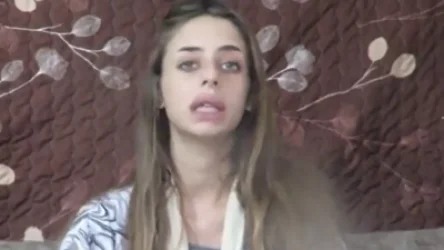 ՏԵՍԱՆՅՈՒԹ․ Ինձ խնամում են, դեղեր են տալիս․ ՀԱՄԱՍ-ն առաջին անգամ հրապարակել է գերեվարված իսրայելուհու տեսանյութը