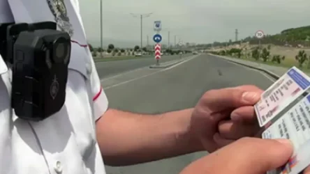 Ոստիկանությունը մերժում է արցախցիներին թարմացնել վարորդական վկայականները, բայց տուգանում է դրանք չթարմացնելու համար