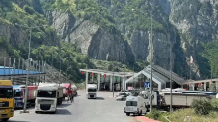 Լարսի անցակետում դեպի Ռուսաստան ուղղությամբ մեքենաների հերթեր գրեթե չկան. ՊԵԿ փոխնախագահ