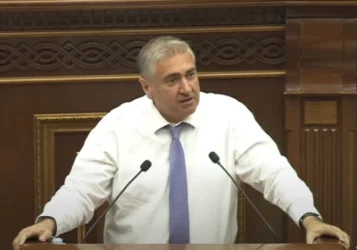 Ինչպե ՞ս եղավ, որ ընդամենը մի ընկերության է տրվել տոմս վաճառելու իրավունք