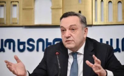 ՀՀ նախկին դեսպան Ավետ Ադոնցից պահանջովում է բռնագանձել անշարժ գույք և 90 միլիոն դրամ