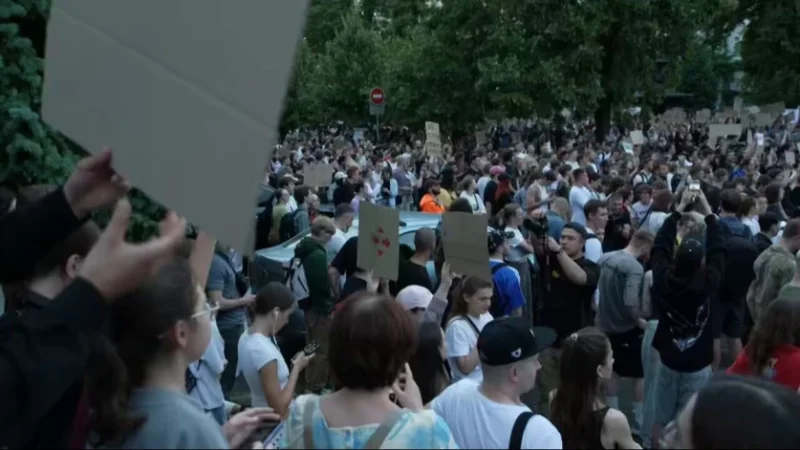 Լարված իրավիճակ Ուկրաինայում. քաղաքացիական պատերազմ սկսելու վտանգ կա