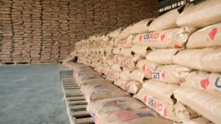 Ավելի քան 60 հազար տոննա ամերիկյան մարդասիրական օգնություն, փչանում է ամբողջ աշխարհի պահեստներում