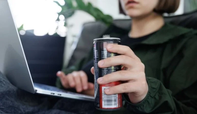 Վերջապես կարգելվի ալկոհոլային խմիչքների և էներգետիկ ըմպելիքների գովազդը երեխաների համար