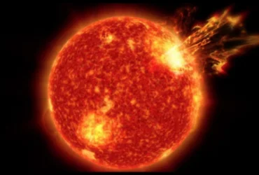 Հզոր բռնկում` արեգակի վրա. մագնիսական փոթորիկը շարունակվում է