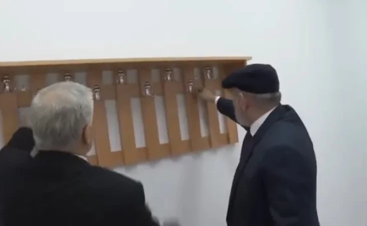 Փաշինյանի «կախիչ օպերացիայից» հետո դպրոցաշինության ոլորտում պետությունը մոտ 120 մլն դոլար է կորցրել. Նարեկ Կարապետյան