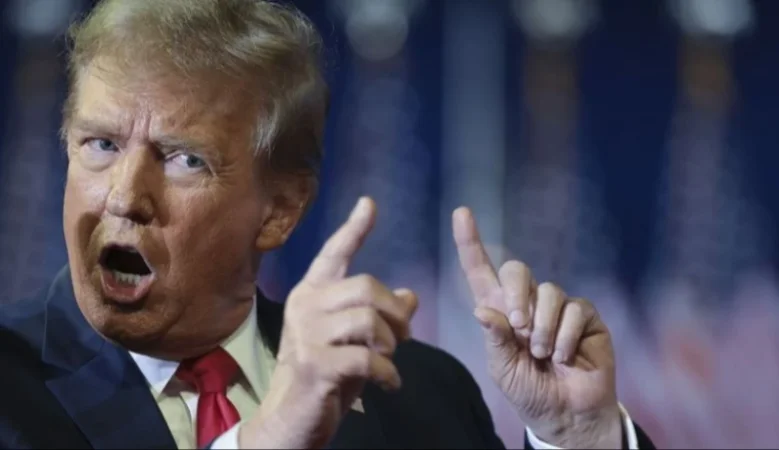 Զելենսկին անմեղ չէ․ Թրամփը՝ Ուկրաինայի դեմ պատժամիջոցներ և մաքսատուրքեր սահմանելու մասին