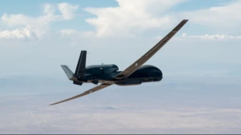 Ամերիկյան անօդաչու թռչող սարքը պտտվում է Սև ծովի վրայով