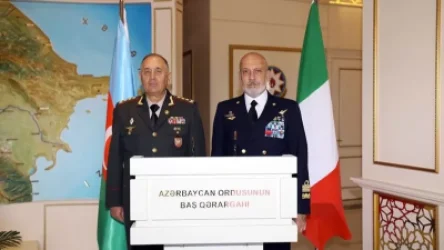 Ադրբեջանի պաշտպանության փոխնախարարը և Իտալիայի ԶՈւ ԳՇ պետը հանդիպել են