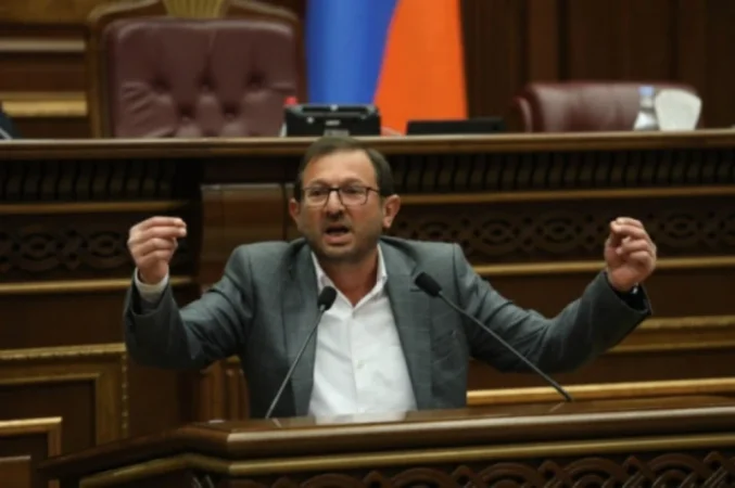 Արամ Սարգսյա՛ն, հանգուցյալ եղբորդ դեմ է Բաքվի դատը. Գեղամ Մանուկյան