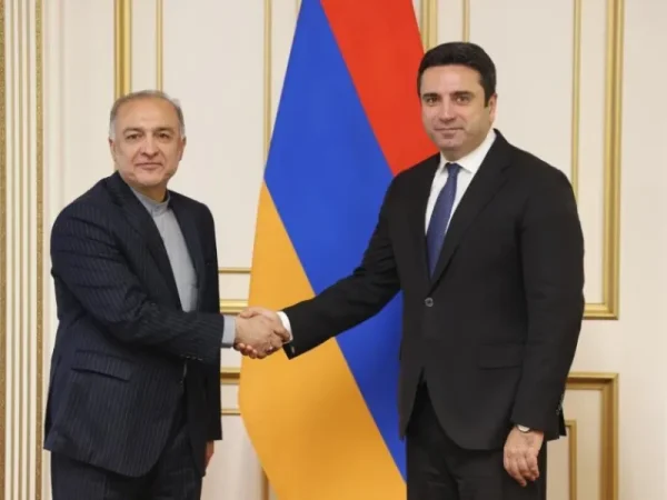 Ալեն Սիմոնյանն ու Իրանի դեսպանը՝ տարածաշրջանային վերջին զարգացումների մասին են խոսել