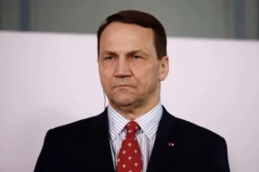 Լեհաստանը չի խզի դիվանագիտական հարաբերությունները Մոսկվայի հետ. Սիկորսկի