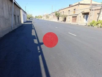 Էջմիածնում ճանապարհի հետ ասֆալտապատել են նաև կոյուղաջրերի հեռացման դիտահորը․ «Հետք»