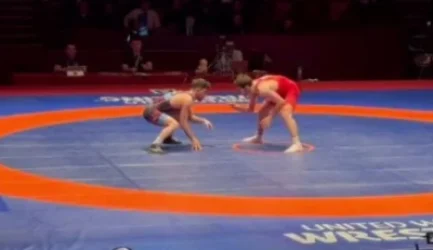 ՏԵՍԱՆՅՈՒԹ. Արսեն Հարությունյանի հաղթական մենամարտը՝ թուրք ըմբիշ Մուզամեթ Կարավուսի հետ