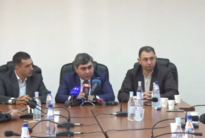 Հարցաքննվել եմ ՔԿ-ում, ունեմ վկայի կարգավիճակ. Ավետ Բաբայանը անդրադարձել է լրագրողի` բռնության դեպքին
