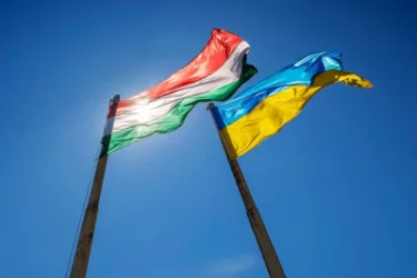 Հունգարիան կոչ է արել Ուկրաինային հրաժարվել իր տարածքներից