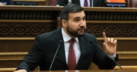 Մինչև 17:00-ն պատասխանեք՝ դուք Միութենական պետության կողմնակի՞ց եք, թե՞ թրքահպատակ շան տղա. Ալեքսանյան՝ ընդդիմությանը