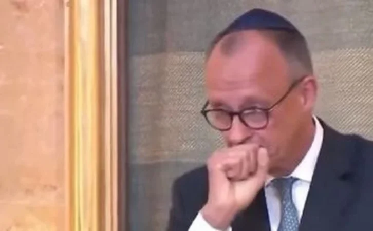 Մերցը բացատրել է, թե ինչու է սինագոգում լաց եղել