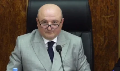 Մոտ օրերս այլ բաների սպասեք․ ես ասեցի, նայեք երկրի վարկանիշը, չխայտառակվեք․ Գյումրու քաղաքապետ