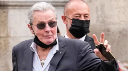 Դատարանը դերասան Ալեն Դելոնին անմեղսունակ է ճանաչել