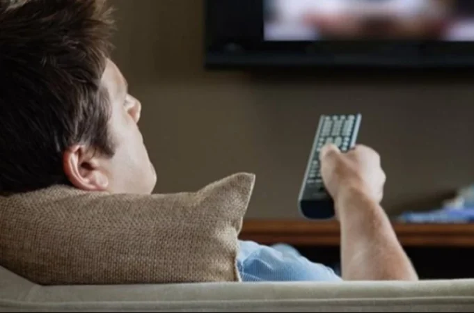 Ժամը 06։00-ից մինչև 00։00-ն արգելել քրեական ենթամշակույթ քարոզող ֆիլմերի և սերիալների ցուցադրումը․ նոր նախագիծ