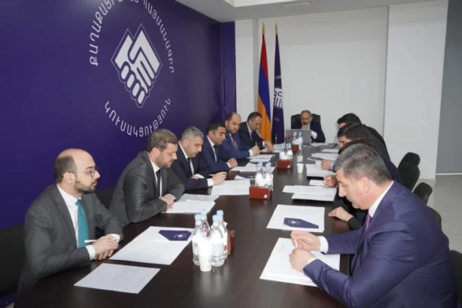 ԱԺ ՔՊ խմբակցությունը մտադիր է հերթով փակ հանդիպումների կանչել այն պաշտոնյաներին, որոնցից Փաշինյանը դժգոհ է․ «Ժողովուրդ»