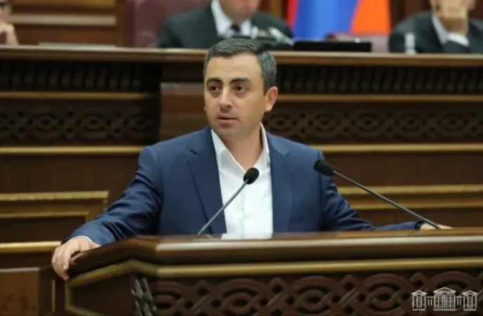 Սյունիքով ճանապարհի վերահսկողությունն արտապատվիրակելը հանգեցնելու է Հայաստանի շրջափակմանը. Իշխան Սաղաթելյան