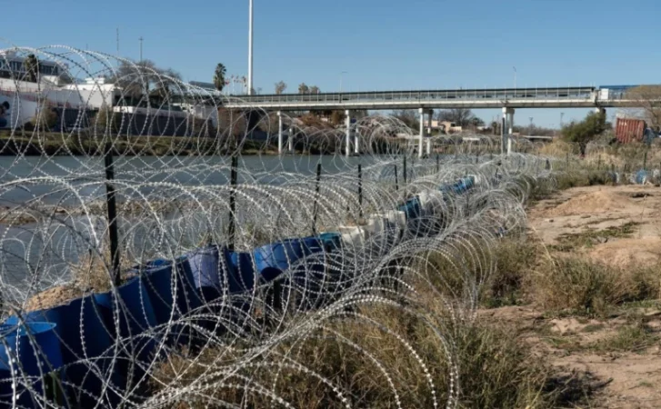 Ֆլորիդայի նահանգապետը Տեխասին օգնելու համար Մեքսիկայի սահման ազգային գվարդիայի 1000 հոգանոց գումարտակ կուղարկի