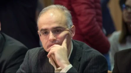 Թրամփը չի ճանաչում պրոտոկոլի խախտումով իրեն մոտեցած Նիկոլին․ Լևոն Զուրաբյան