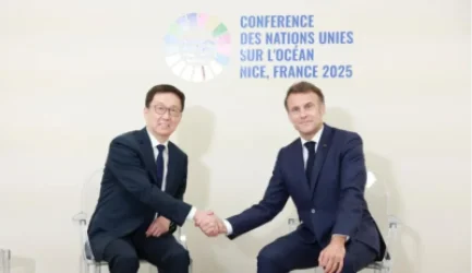 Չինաստանը հայտարարել է Ֆրանսիայի հետ ռազմավարական համագործակցությունը խորացնելու մասին