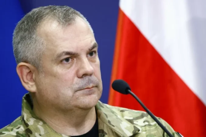 Զինված հարձակման վտանգը սպառնում է Լեհաստանին.  ԶՈՒ գլխավոր շտաբի պետ