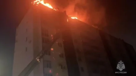 ՏԵՍԱՆՅՈՒԹ. Ուժգին հրդեհ` Անապայի շենքերից մեկում. տարհանվել է ավելի քան 400 մարդ, որից 112-ը` երեխաներ